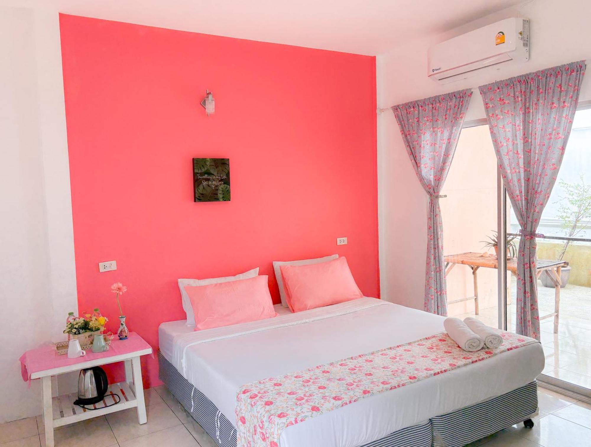 Les Fleurs House Bed & Breakfast Khao Lak Luaran gambar