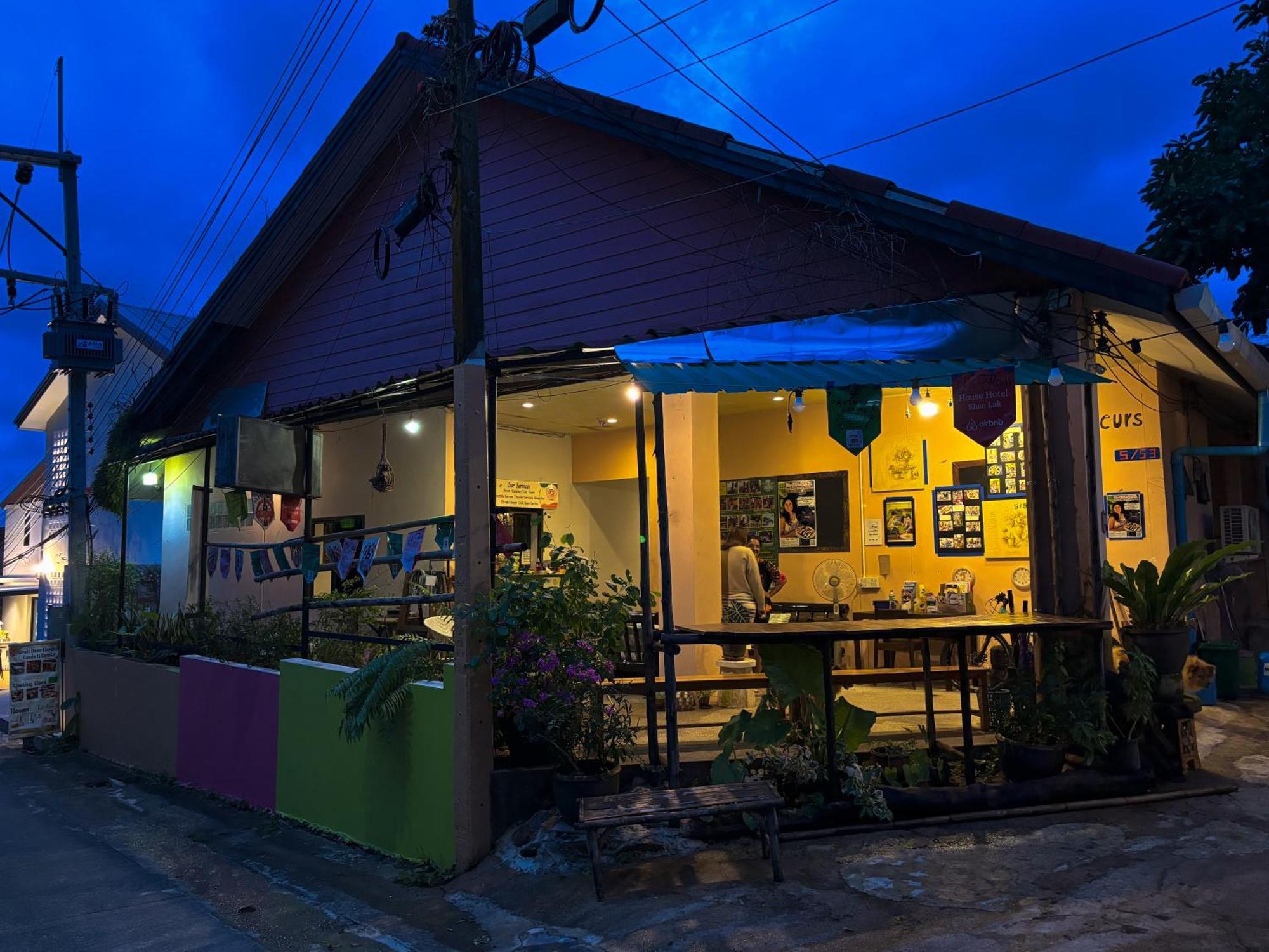 Les Fleurs House Bed & Breakfast Khao Lak Luaran gambar