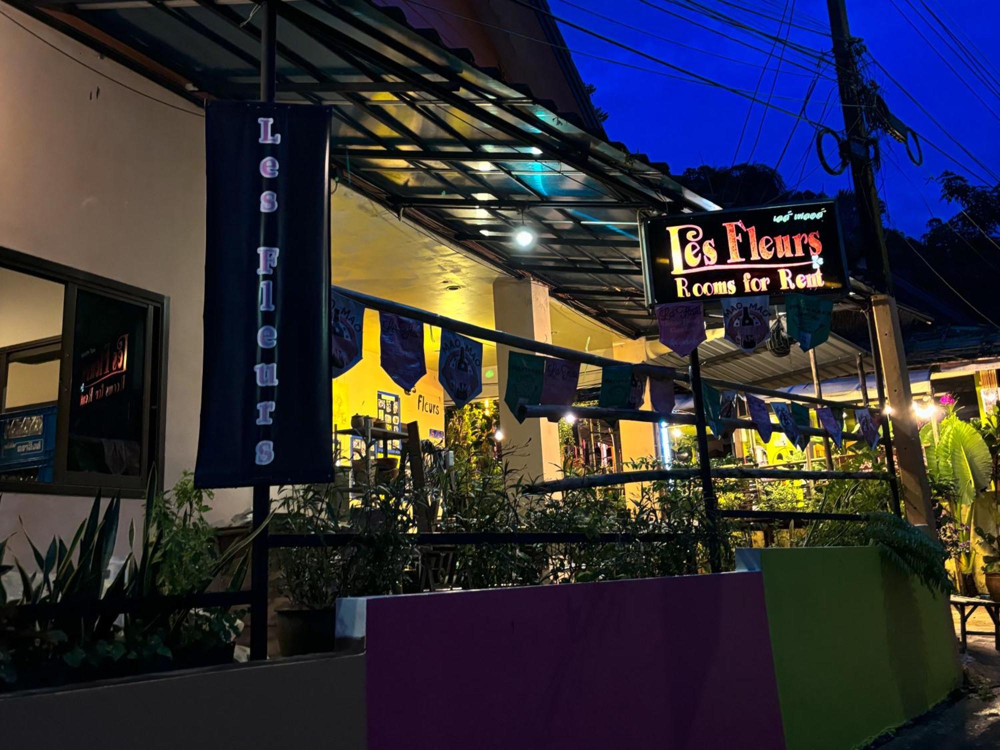 Les Fleurs House Bed & Breakfast Khao Lak Luaran gambar
