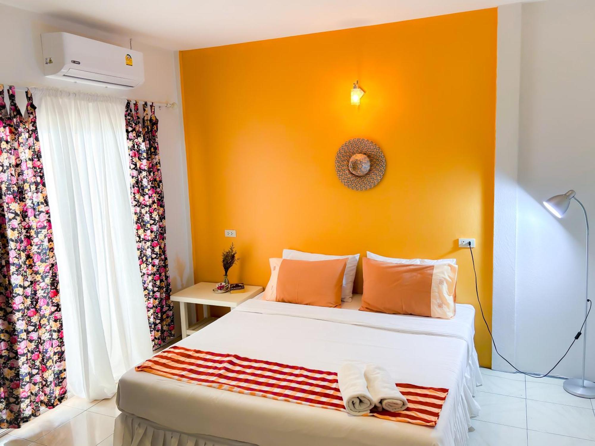 Les Fleurs House Bed & Breakfast Khao Lak Luaran gambar