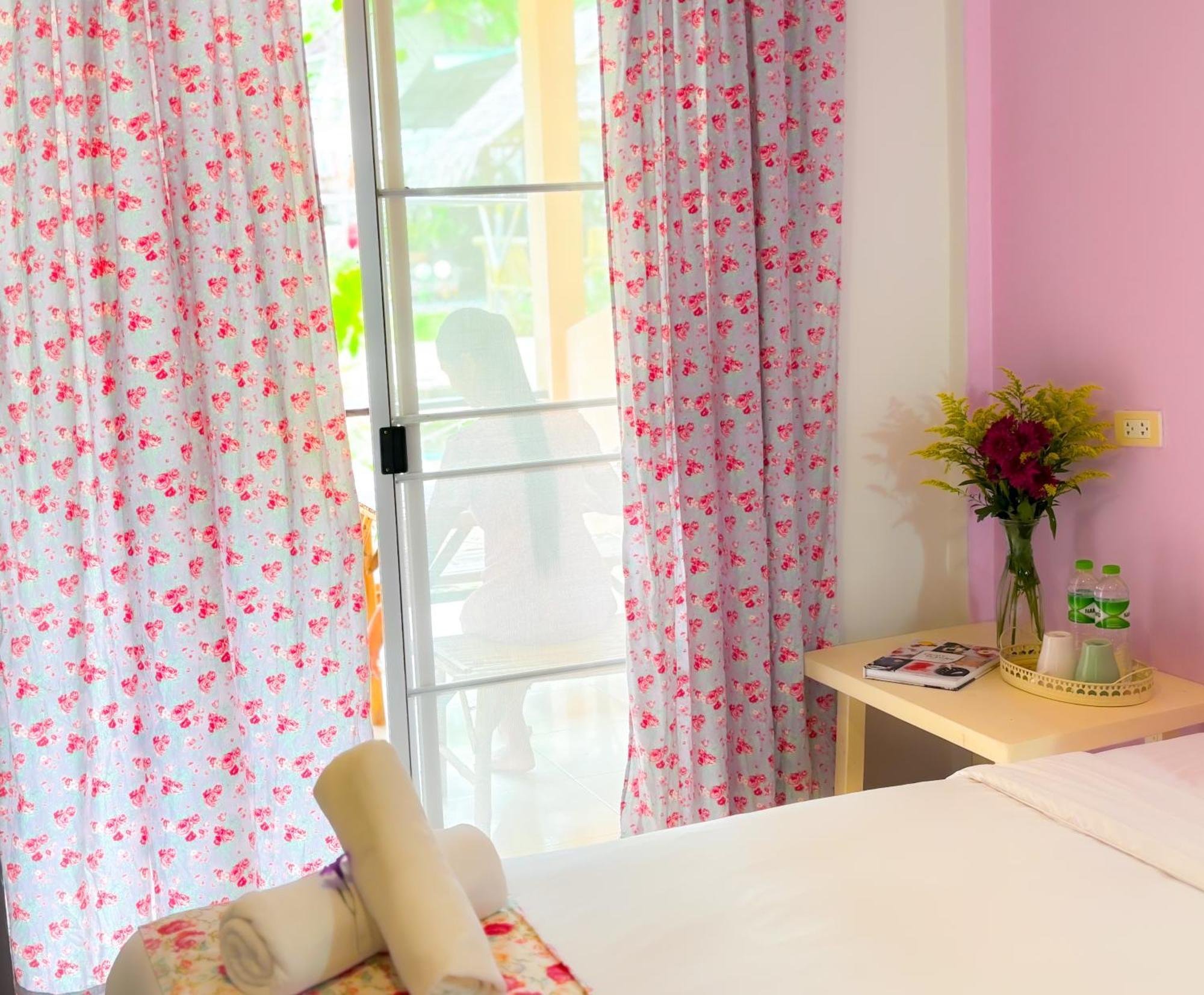 Les Fleurs House Bed & Breakfast Khao Lak Luaran gambar