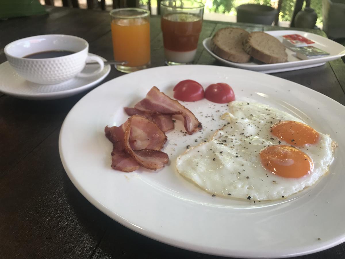 Les Fleurs House Bed & Breakfast Khao Lak Luaran gambar