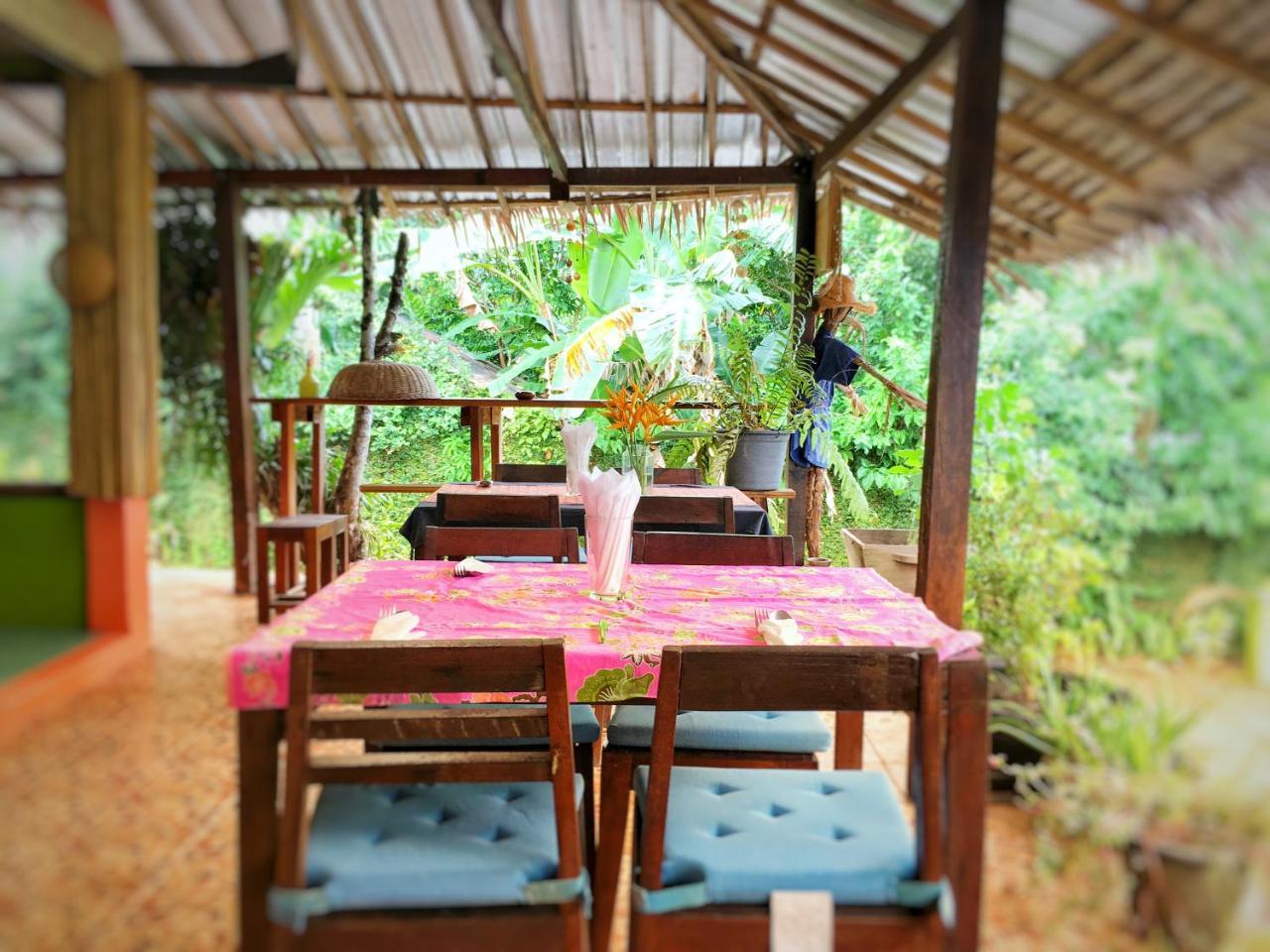 Les Fleurs House Bed & Breakfast Khao Lak Luaran gambar